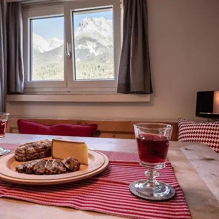 Chasa Gernet Buorcha Апартаменты *