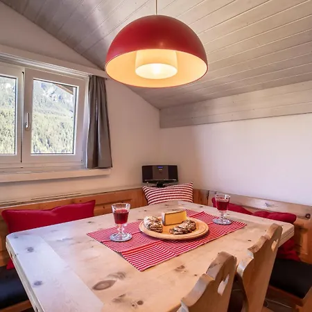 Chasa Gernet Buorcha * Scuol